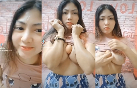 နို့နဲ့ ကြက်ဥခွဲ