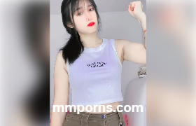 စော်ချောချောလေးကို တည်းခိုခန်းမှာ